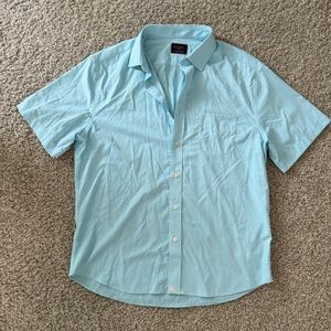 Men’s untuckit short sleeve